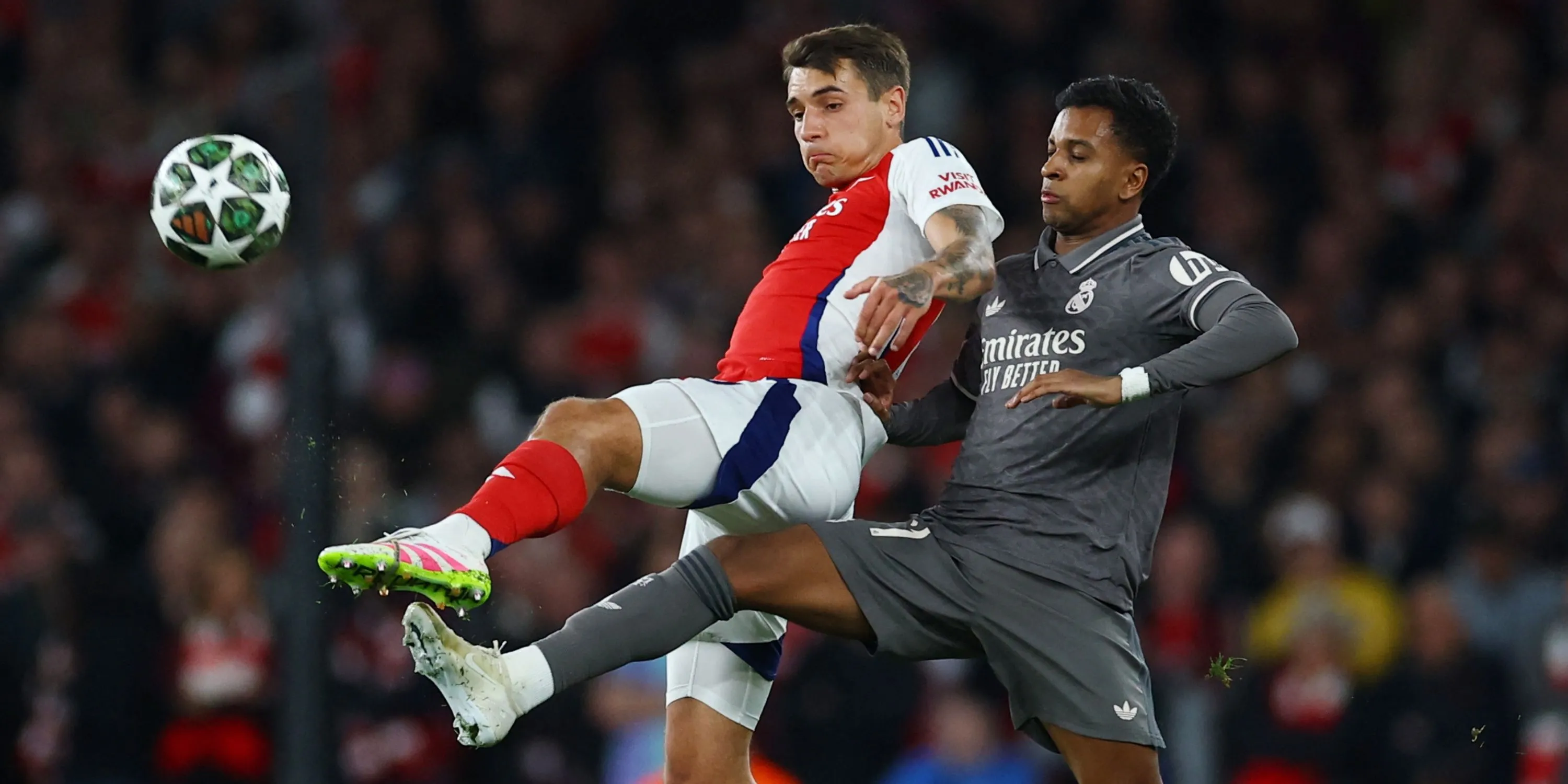 Tiền đạo Rodrygo trong màu áo Real Madrid, thể hiện tình hình khó khăn trong đàm phán với Arsenal