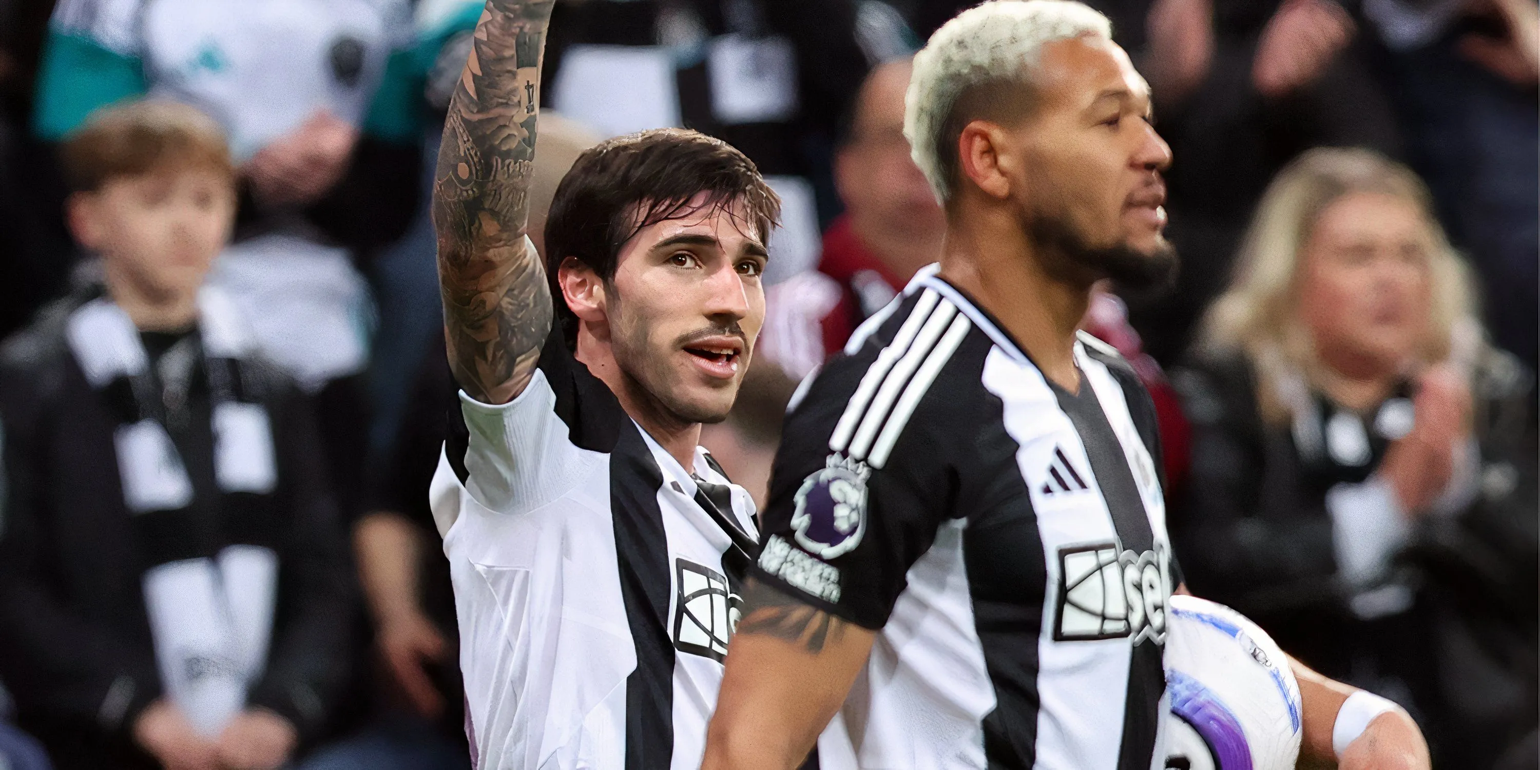 Tiền vệ Sandro Tonali trong màu áo Newcastle United tại Premier League.
