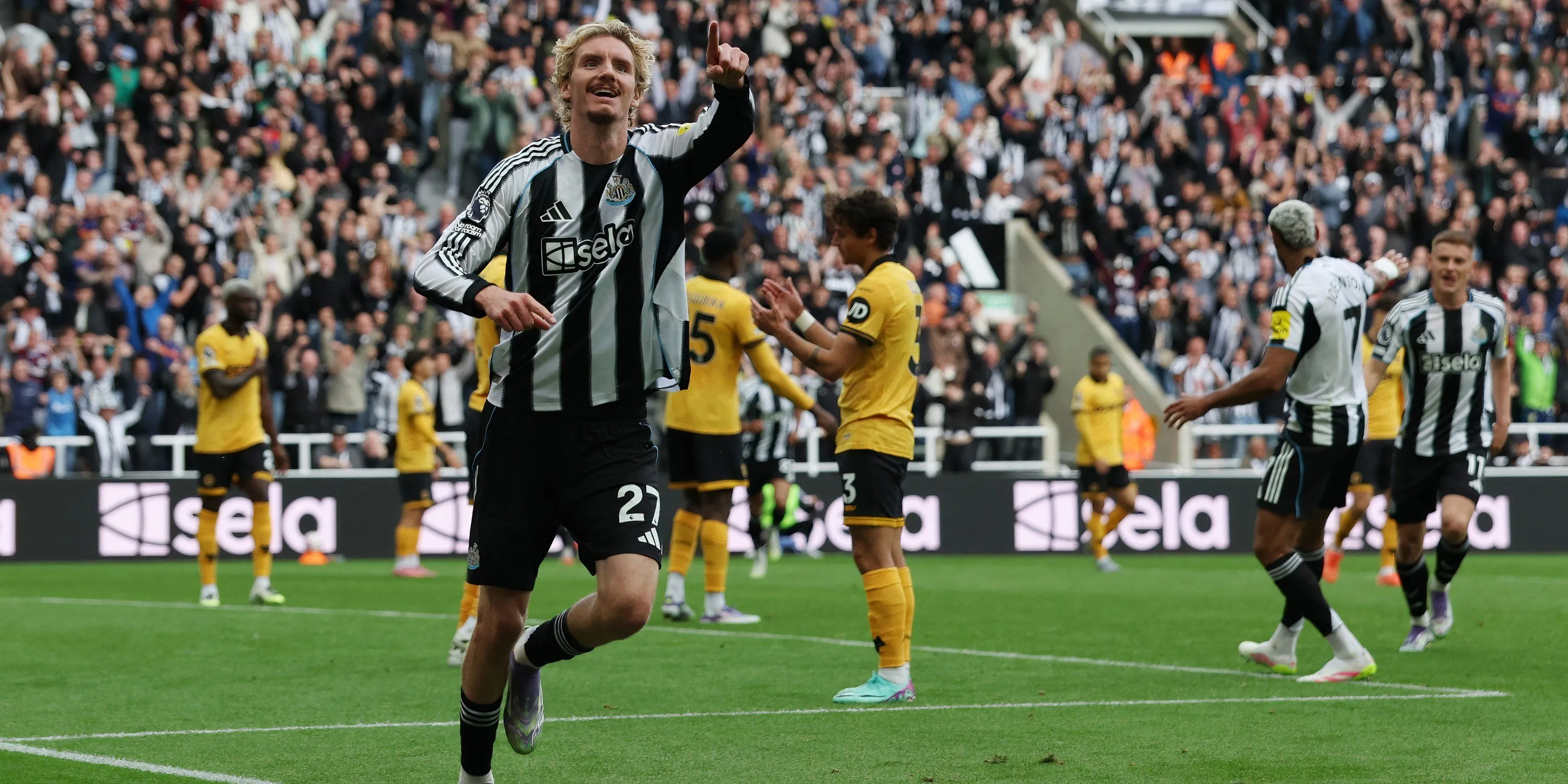 Nick Woltemade - chân sút có kỹ thuật và khả năng liên kết