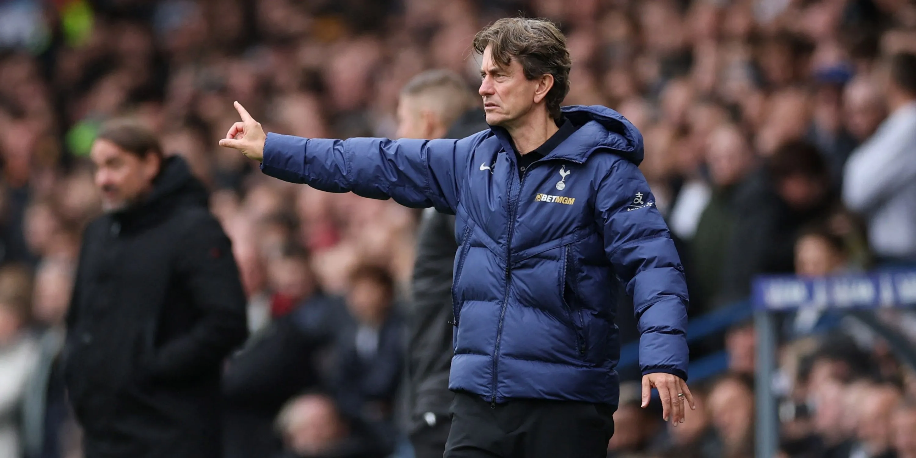 Thomas Frank dẫn dắt Tottenham tại Premier League